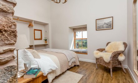 2 Bed in Monymusk 9