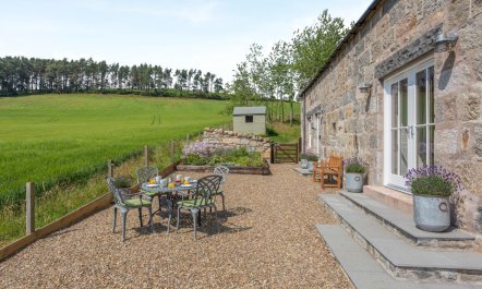 2 Bed in Monymusk 6