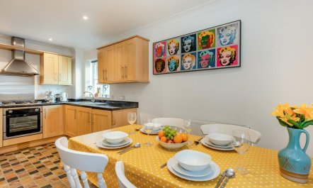 2 Bed in Rye 2