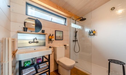2 Bed in St. Marys Bay 8