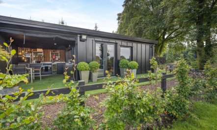 1 Bed in St. Anns
