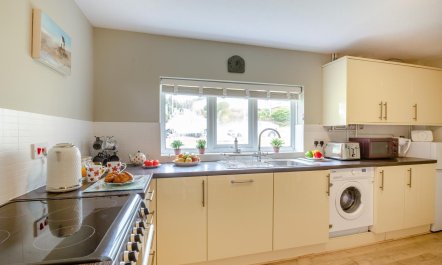 3 Bed in Borth-y-Gest 7