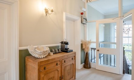 9 Bed in Totland Bay 8