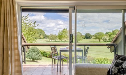 2 Bed in Barnham Broom 3