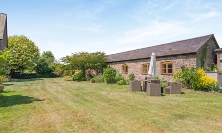 2 Bed in Awre