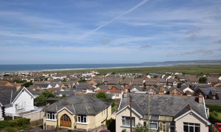 4 Bed in Westward Ho 1