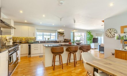2 Bed in Clevedon 2