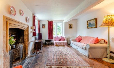 3 Bed in Stanley Pontlarge 3