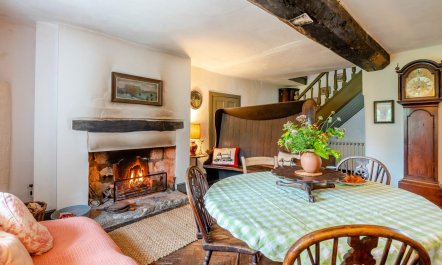 3 Bed in Stanley Pontlarge 9