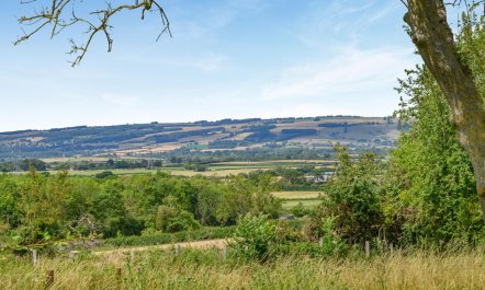 2 Bed in Stanley Pontlarge 2