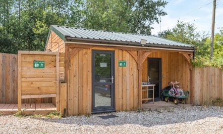 1 Bed in Washfield 3