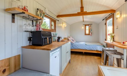 1 Bed in Washfield 8