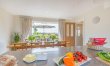 4 Bed in Bentham 4