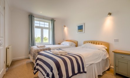 4 Bed in Newquay 6