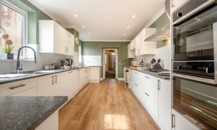 9 Bed in Tenby 9