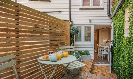 2 Bed in Bexhill-on-Sea 1