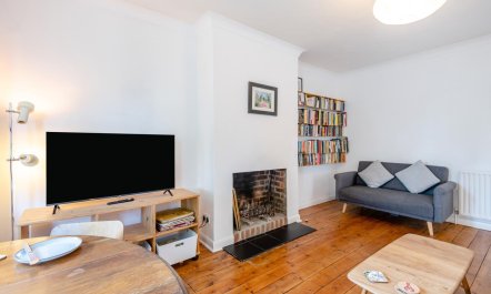 2 Bed in Whitstable 8