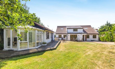 6 Bed in West Wickham 1