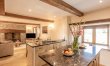 2 Bed in St. Giles 4