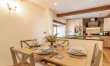 2 Bed in St. Giles 8