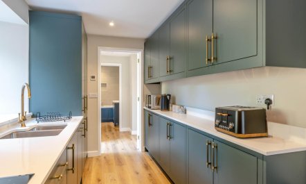2 Bed in Stoke Abbott 8