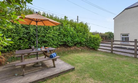 3 Bed in Maxworthy 4
