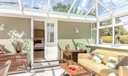 1 Bed in Combe 4