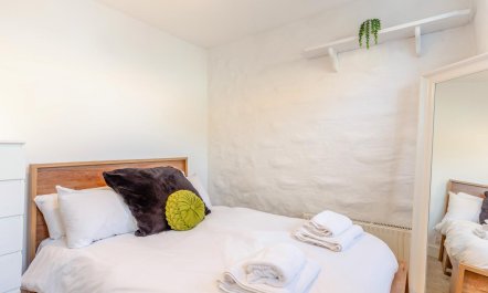 2 Bed in Newquay 8