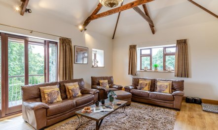 3 Bed in Tremar Coombe 3