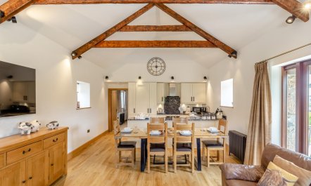 3 Bed in Tremar Coombe 9