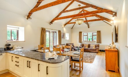 3 Bed in Tremar Coombe 5