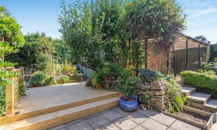 4 Bed in Chesterfield 2