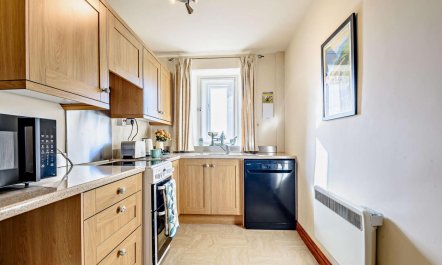 3 Bed in Cressbrook 9