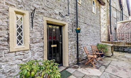 3 Bed in Cressbrook