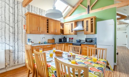 3 Bed in Cranmer 8