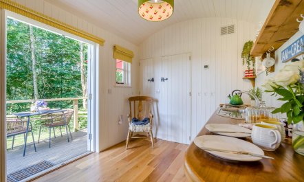 1 Bed in Trewidland 9