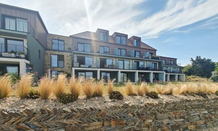 3 Bed in Constantine Bay 4