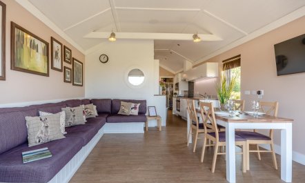 2 Bed in Wichenford 2