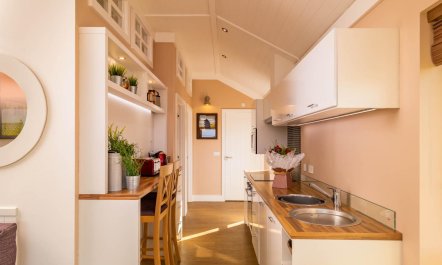 2 Bed in Wichenford 3