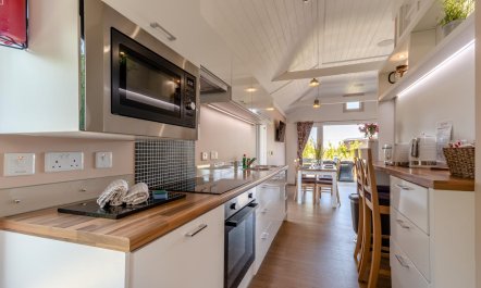 2 Bed in Wichenford 7