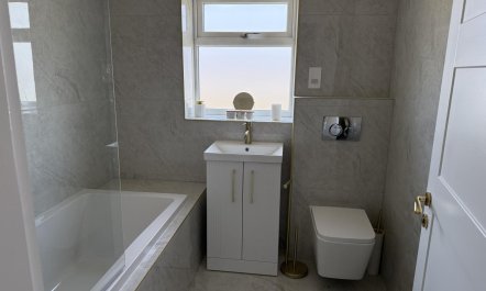 2 Bed in Over Tabley 4