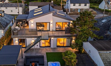 5 Bed in Windmill