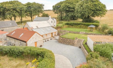 3 Bed in Challacombe