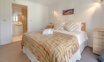 4 Bed in Newquay 5