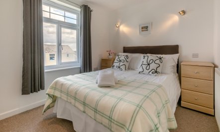 4 Bed in Newquay 8