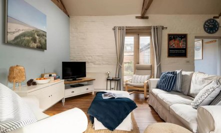 2 Bed in Cranmer 6