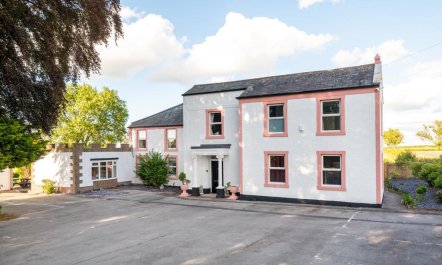 9 Bed in Mealsgate