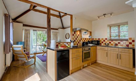 1 Bed in Cradley 2