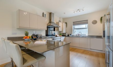 4 Bed in Marhamchurch 6