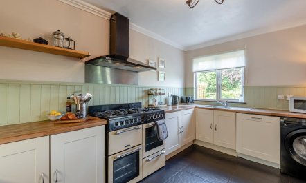 3 Bed in Marden 8